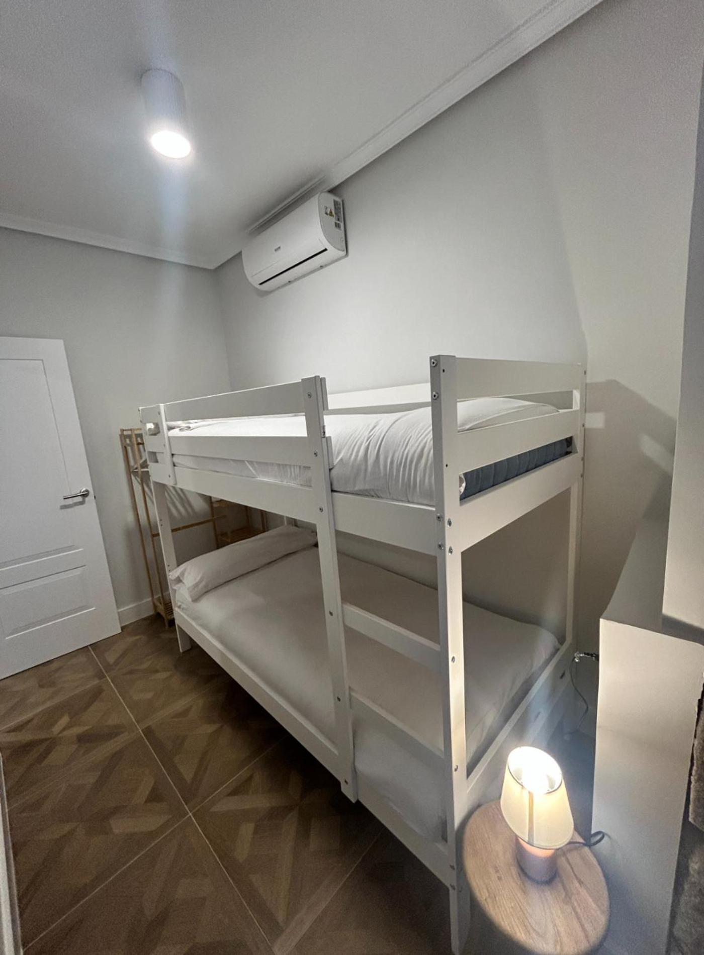 Sunny Apt 9Pax 4 Habitaciones En Minas-Malasana E3 Madrid Bagian luar foto